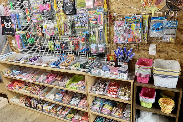 駄菓子屋 駄菓子 近江屋 - ～となりのながぬま～ 長沼町観光協会公式サイト